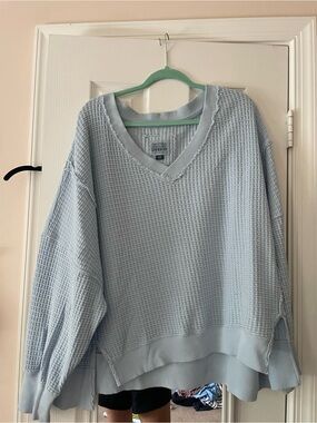 American Eagle Outfitters Light Blue V-Neck Waffle Knit Sweater